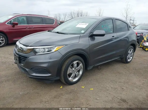 3CZRU6H34KG709102 2019 HONDA HR-V - Image 2