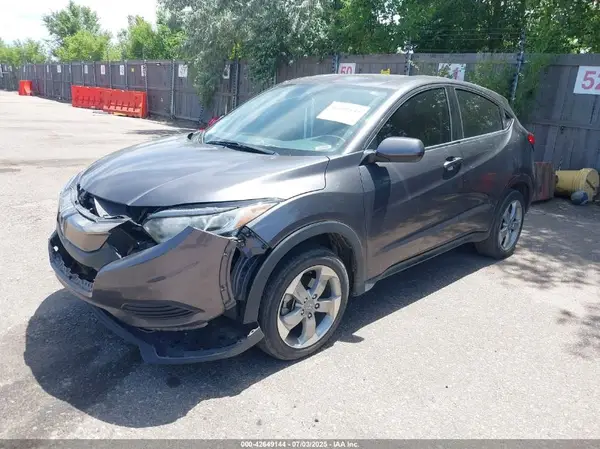 3CZRU6H34KG710220 2019 HONDA HR-V - Image 2