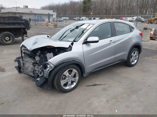 3CZRU6H34KG711853 2019 HONDA HR-V - Image 2