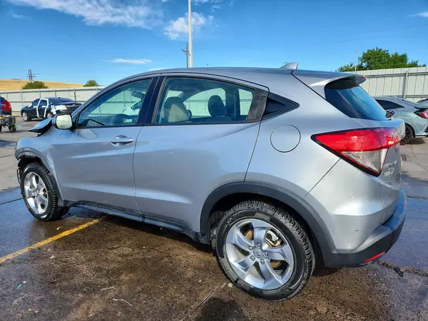3CZRU6H34KG711870 2019 HONDA HR-V - Image 2