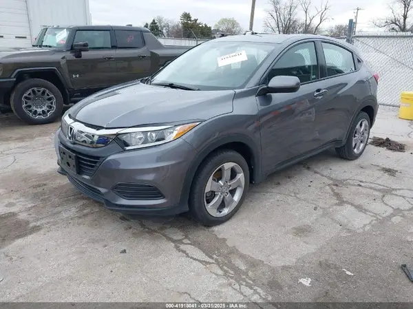 3CZRU6H34KG713702 2019 HONDA HR-V - Image 2