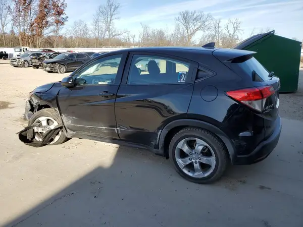 3CZRU6H34KG716390 2019 HONDA HR-V - Image 2