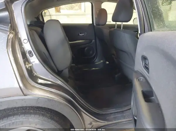 3CZRU6H34KG717801 2019 HONDA HR-V - Image 8