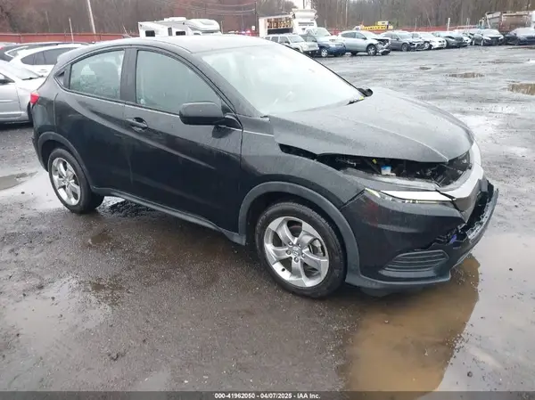 3CZRU6H34KG723680 2019 HONDA HR-V - Image 1