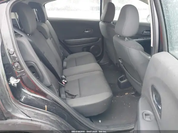 3CZRU6H34KG723680 2019 HONDA HR-V - Image 8