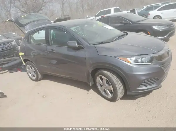 3CZRU6H34KG724151 2019 HONDA HR-V - Image 1