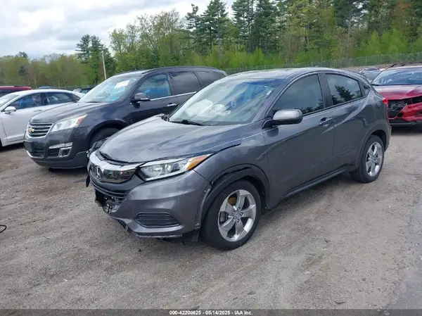 3CZRU6H34KG724683 2019 HONDA HR-V - Image 2