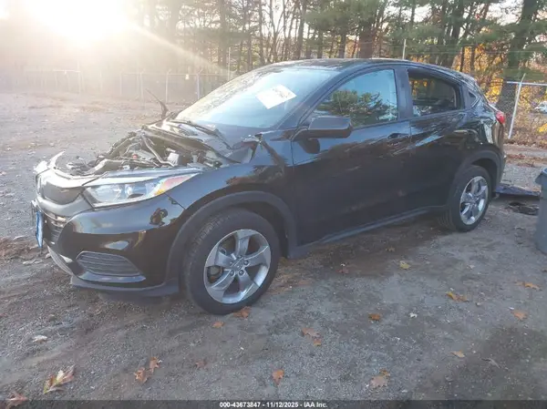3CZRU6H34KG725011 2019 HONDA HR-V - Image 2