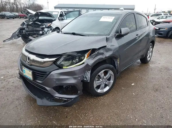 3CZRU6H34KG728913 2019 HONDA HR-V - Image 2