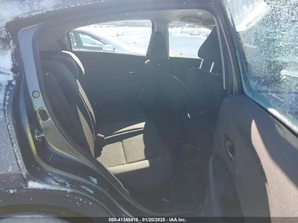 3CZRU6H34LG703253 2020 HONDA HR-V - Image 8