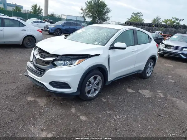 3CZRU6H34LM719146 2020 HONDA HR-V - Image 2