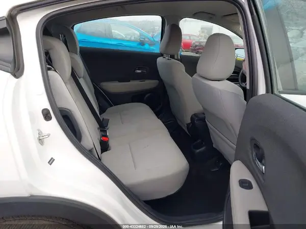 3CZRU6H34LM719146 2020 HONDA HR-V - Image 8