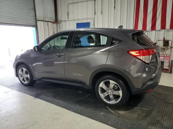 3CZRU6H34LM720359 2020 HONDA HR-V - Image 2