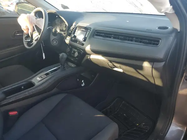 3CZRU6H34LM738361 2020 HONDA HR-V - Image 8