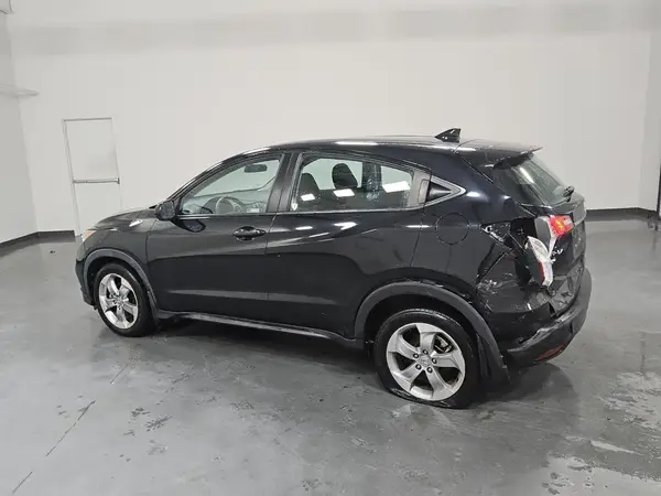 3CZRU6H34MM703725 2021 HONDA HR-V - Image 2