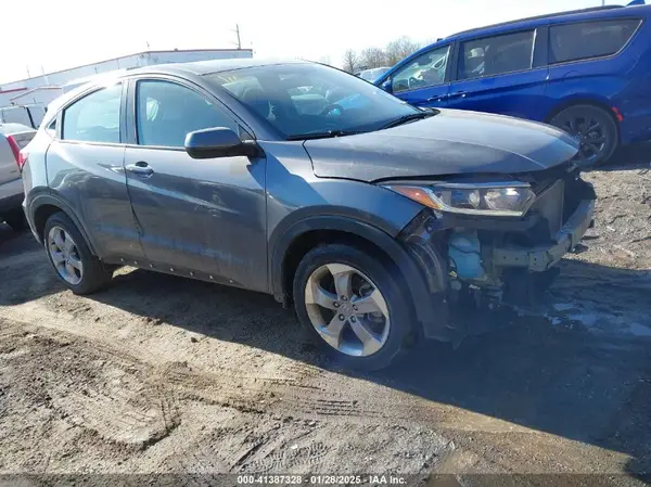 3CZRU6H34MM738085 2021 HONDA HR-V - Image 1