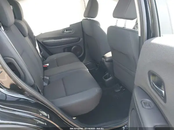 3CZRU6H34MM739558 2021 HONDA HR-V - Image 8