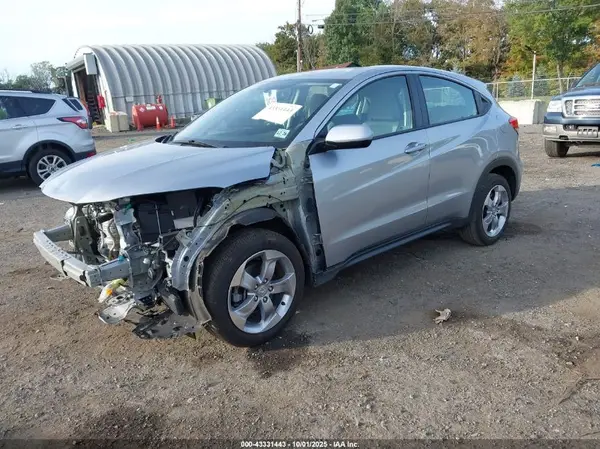 3CZRU6H34NM722860 2022 HONDA HR-V - Image 2