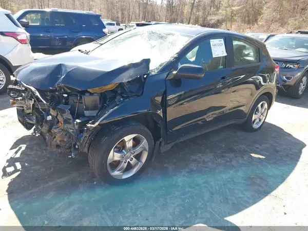 3CZRU6H34NM724432 2022 HONDA HR-V - Image 2