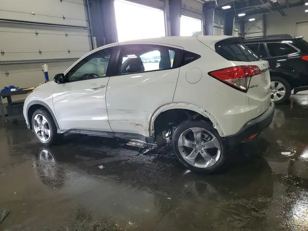 3CZRU6H34NM762047 2022 HONDA HR-V - Image 2