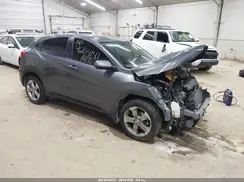3CZRU6H34NM768673 2022 HONDA HR-V