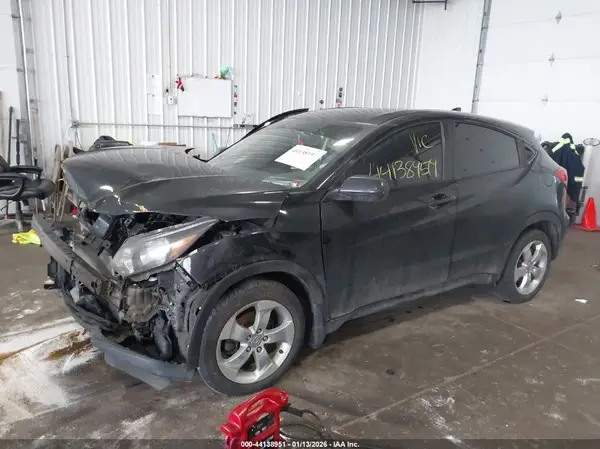 3CZRU6H35GM711000 2016 HONDA HR-V - Image 2