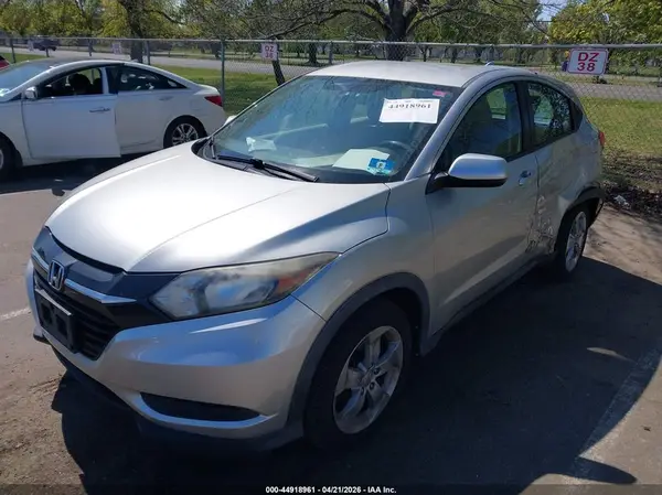 3CZRU6H35GM717945 2016 HONDA HR-V - Image 2