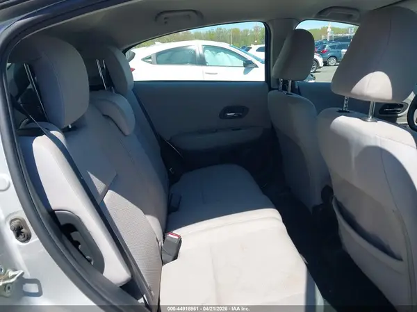 3CZRU6H35GM717945 2016 HONDA HR-V - Image 8