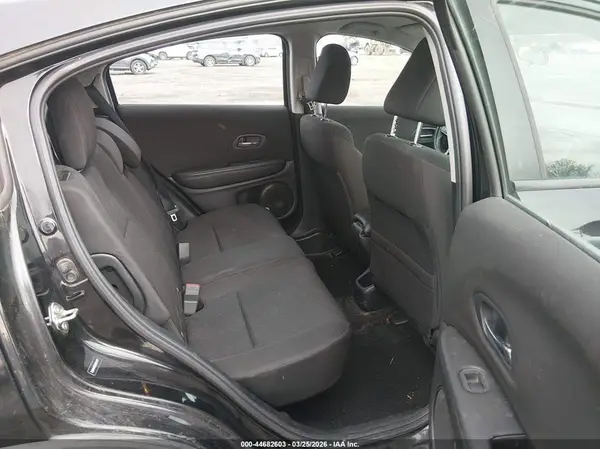 3CZRU6H35GM721977 2016 HONDA HR-V - Image 8