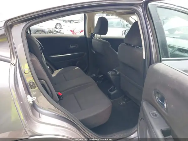3CZRU6H35GM731957 2016 HONDA HR-V - Image 8