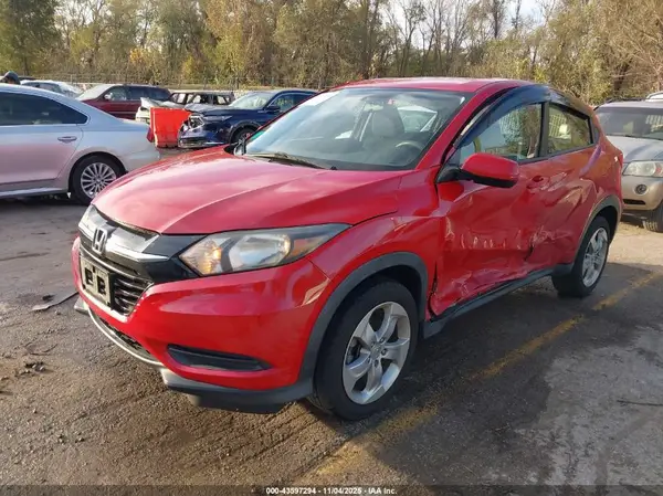 3CZRU6H35GM747639 2016 HONDA HR-V - Image 2