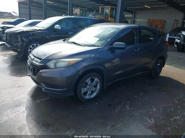 3CZRU6H35GM753957 2016 HONDA HR-V - Image 2
