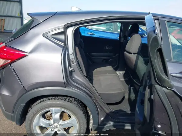 3CZRU6H35GM753957 2016 HONDA HR-V - Image 8