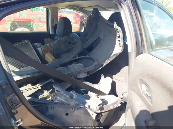 3CZRU6H35GM758401 2016 HONDA HR-V - Image 8