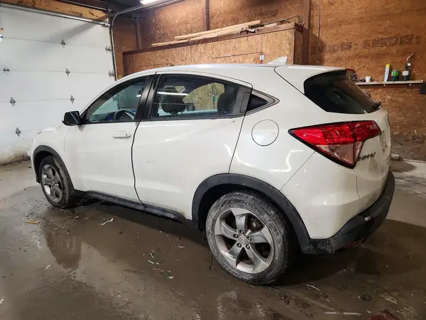 3CZRU6H35GM759788 2016 HONDA HR-V - Image 2