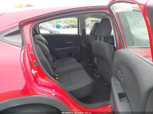 3CZRU6H35HG700630 2017 HONDA HR-V - Image 8