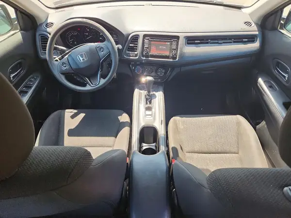 3CZRU6H35HG701289 2017 HONDA HR-V - Image 8