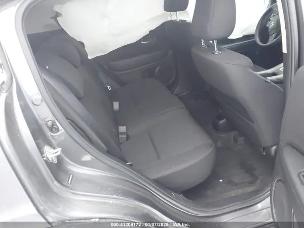 3CZRU6H35HG703155 2017 HONDA HR-V - Image 8