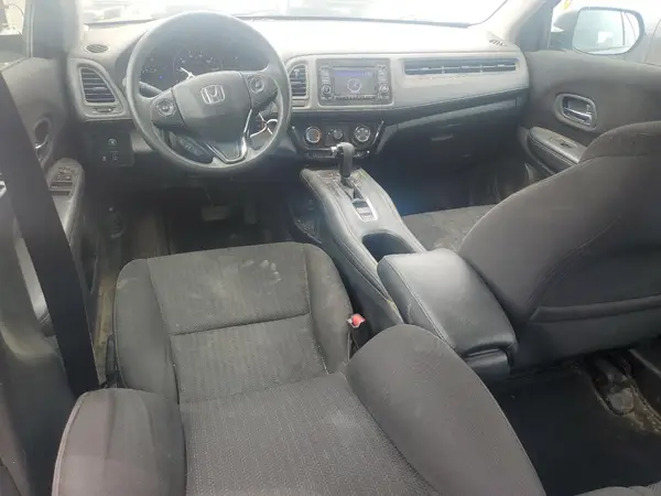 3CZRU6H35HG704760 2017 HONDA HR-V - Image 8