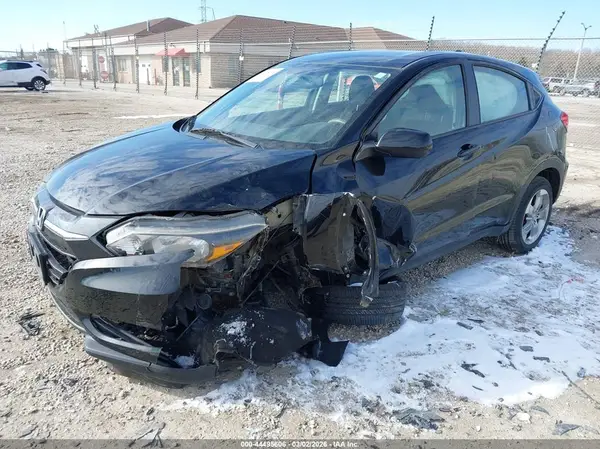 3CZRU6H35HG706122 2017 HONDA HR-V - Image 2