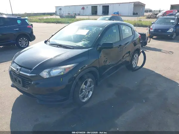 3CZRU6H35HG706735 2017 HONDA HR-V - Image 2