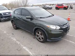 3CZRU6H35HM702010 2017 HONDA HR-V