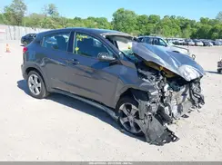3CZRU6H35HM704856 2017 HONDA HR-V