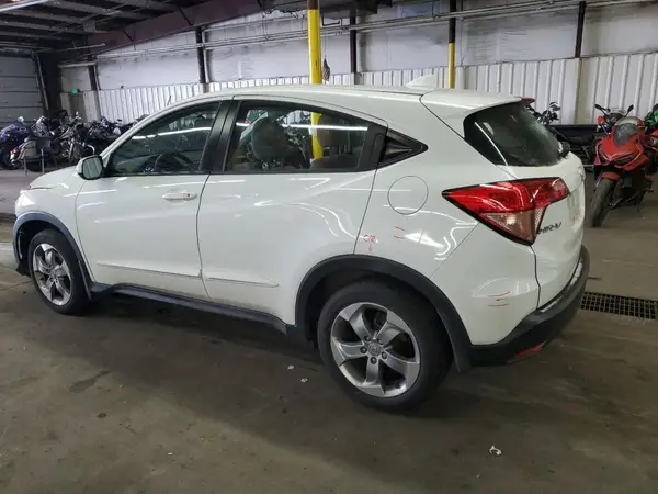 3CZRU6H35HM723763 2017 HONDA HR-V - Image 2