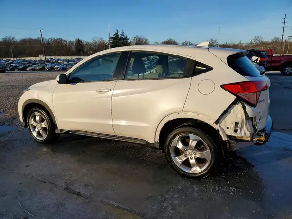 3CZRU6H35HM723925 2017 HONDA HR-V - Image 2