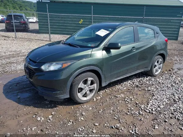 3CZRU6H35JG706465 2018 HONDA HR-V - Image 2