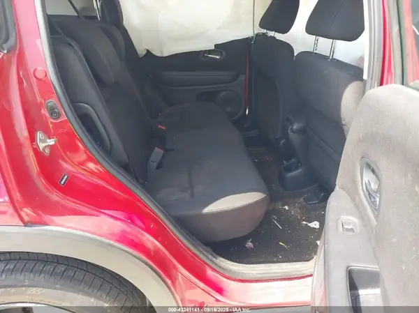 3CZRU6H35JG708653 2018 HONDA HR-V - Image 8