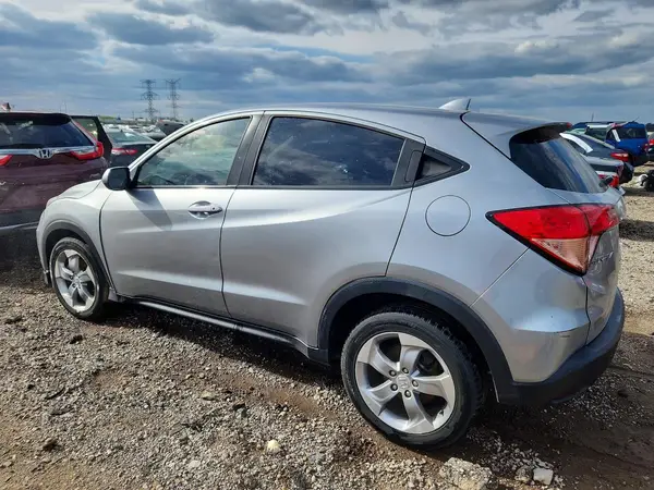 3CZRU6H35JG709026 2018 HONDA HR-V - Image 2