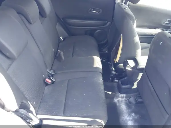 3CZRU6H35JG709866 2018 HONDA HR-V - Image 8