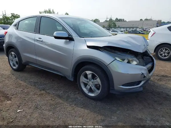 3CZRU6H35JG710760 2018 HONDA HR-V - Image 1